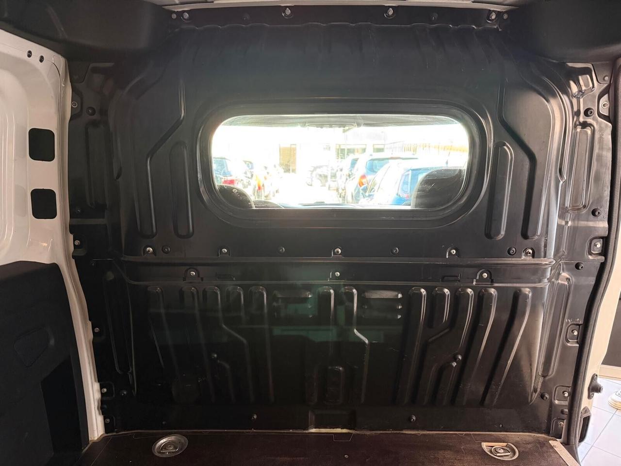 FIAT DOBLO' 1.4 BENZINA DEL NORD ITA 2015