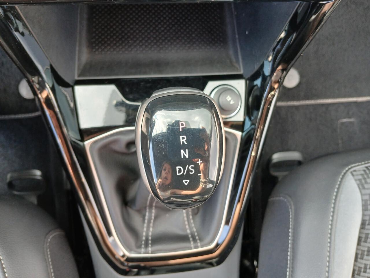 Volkswagen T-CROSS 1.0 TSI 110 CV DSG R-LINE