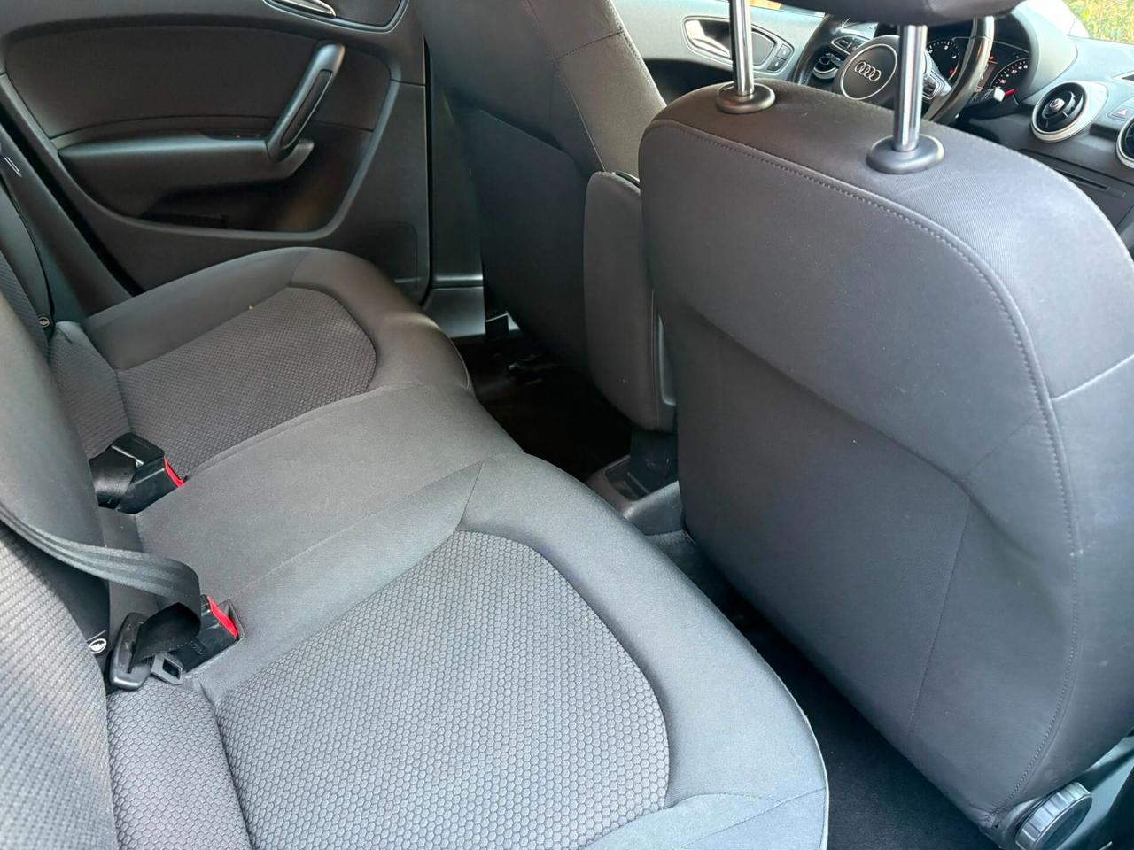Audi A1 SPB 1.6 TDI S line edition