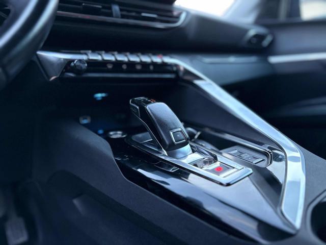 PEUGEOT 3008 BlueHDi 130 S&S EAT8 Allure