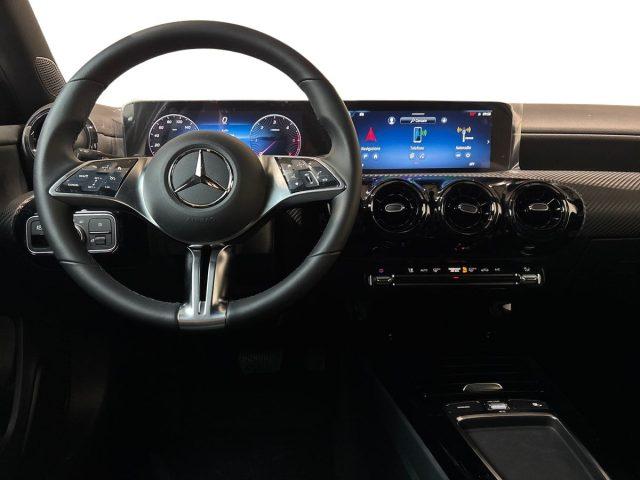 MERCEDES-BENZ A 180 d Automatic Advanced