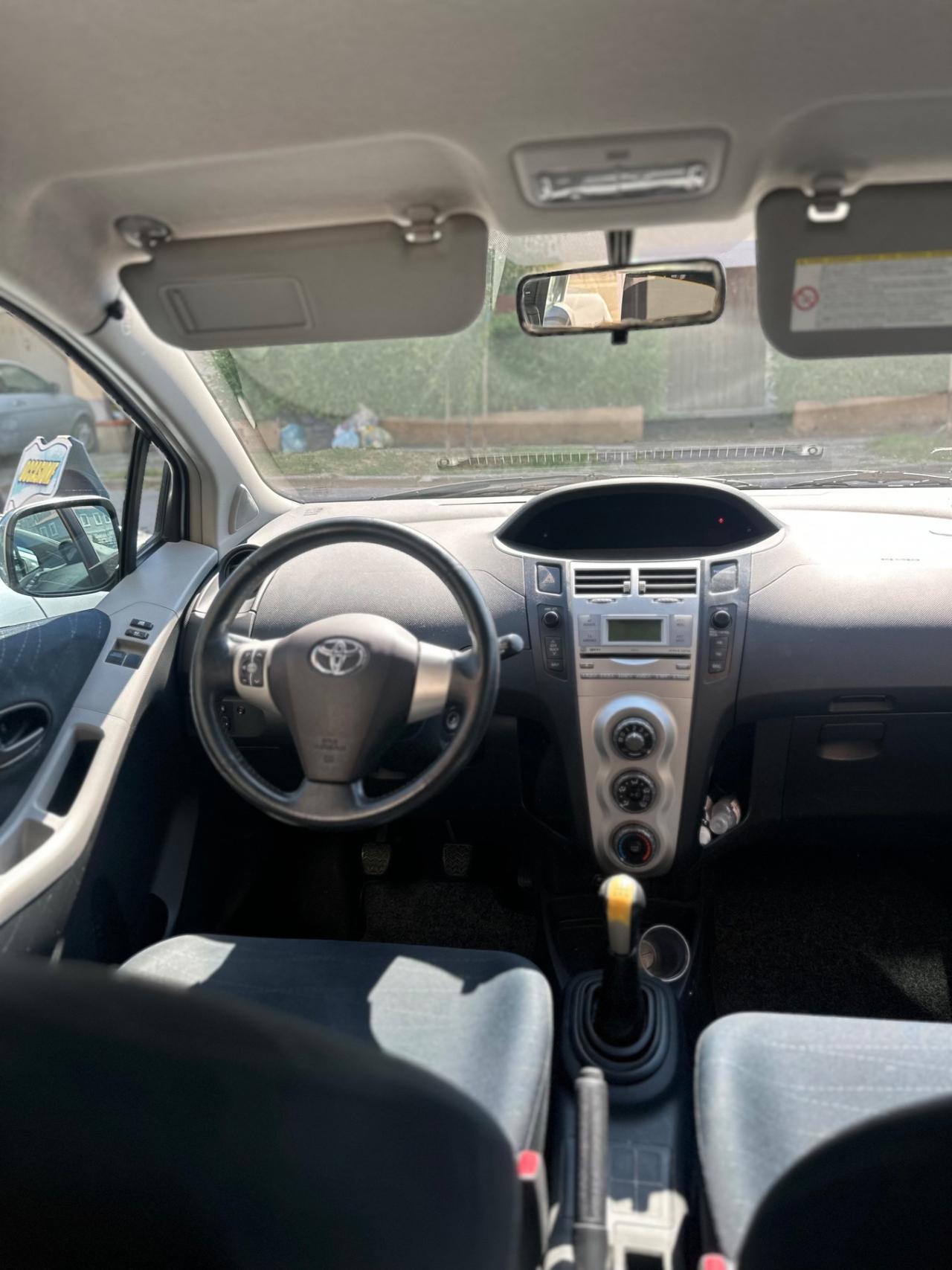 Toyota Yaris 1.3 5 porte