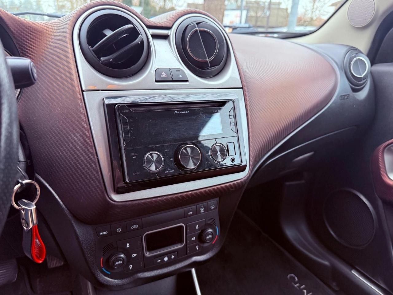 Alfa Romeo MiTo 1.4 105 CV M.air S&S Distinctive Sport Pack