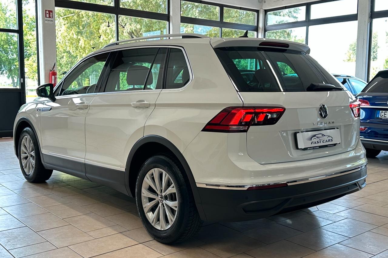 VOLKSWAGEN TIGUAN LIFE 2.0 TDI *NEOPATENTATI*CARPLAY*RADAR*