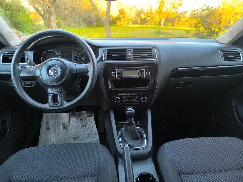 Volkswagen Jetta 1.6 TDI BlueMotion Technology