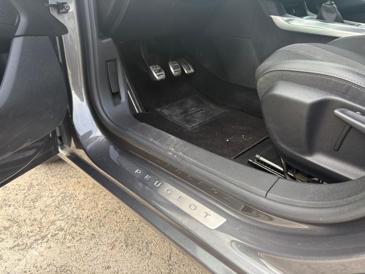 Peugeot 308 BlueHDi 130 S&S SW GT