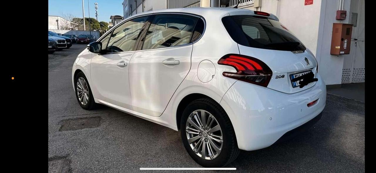 Peugeot 208 PureTech 82 Stop&Start 5 porte Allure