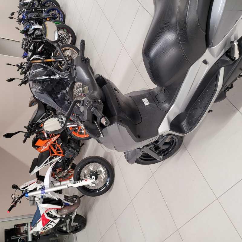 Yamaha X-Max 250 - 2007