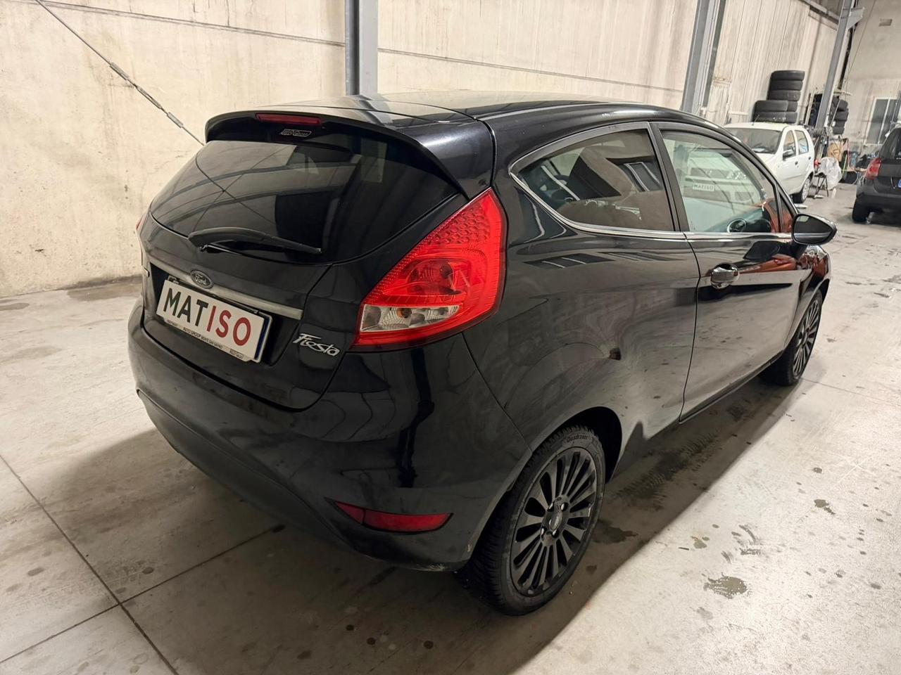 Ford Fiesta 1.4 TDCi 3pTitanium GARANZIA 12 mesi