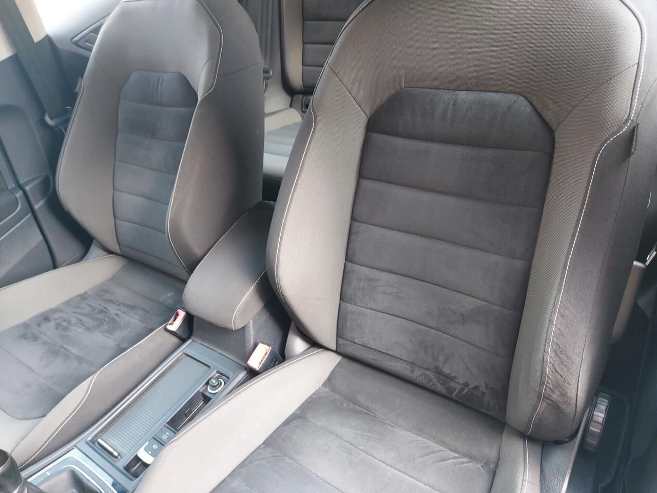 Volkswagen Golf 1.6 TDI 110cv 5p. Km in auostrada
