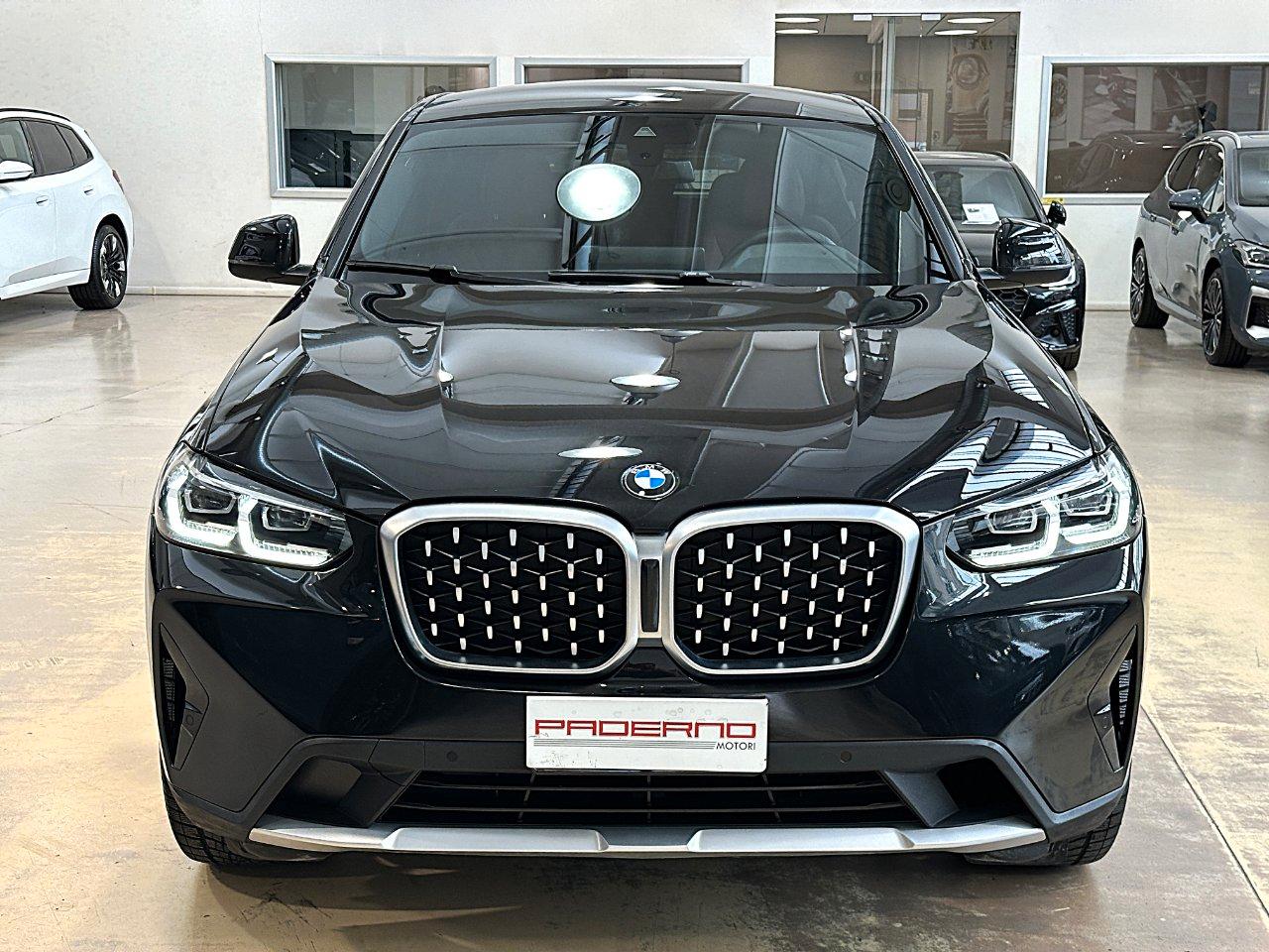 BMW X4 xdrive20i mhev 48V - 19"-Camera-Carplay-Pelle-IVA