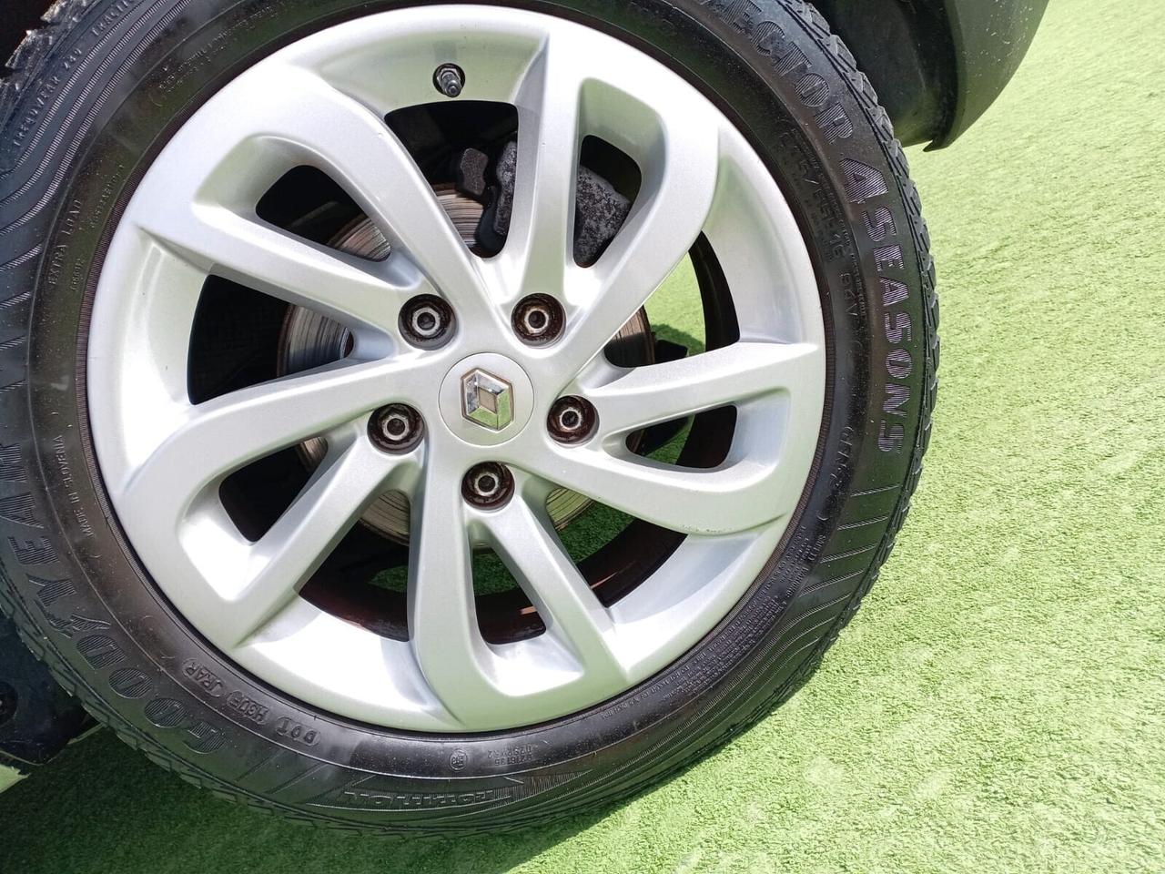 RENAULT MEGANE DIESEL 1.5 dCi