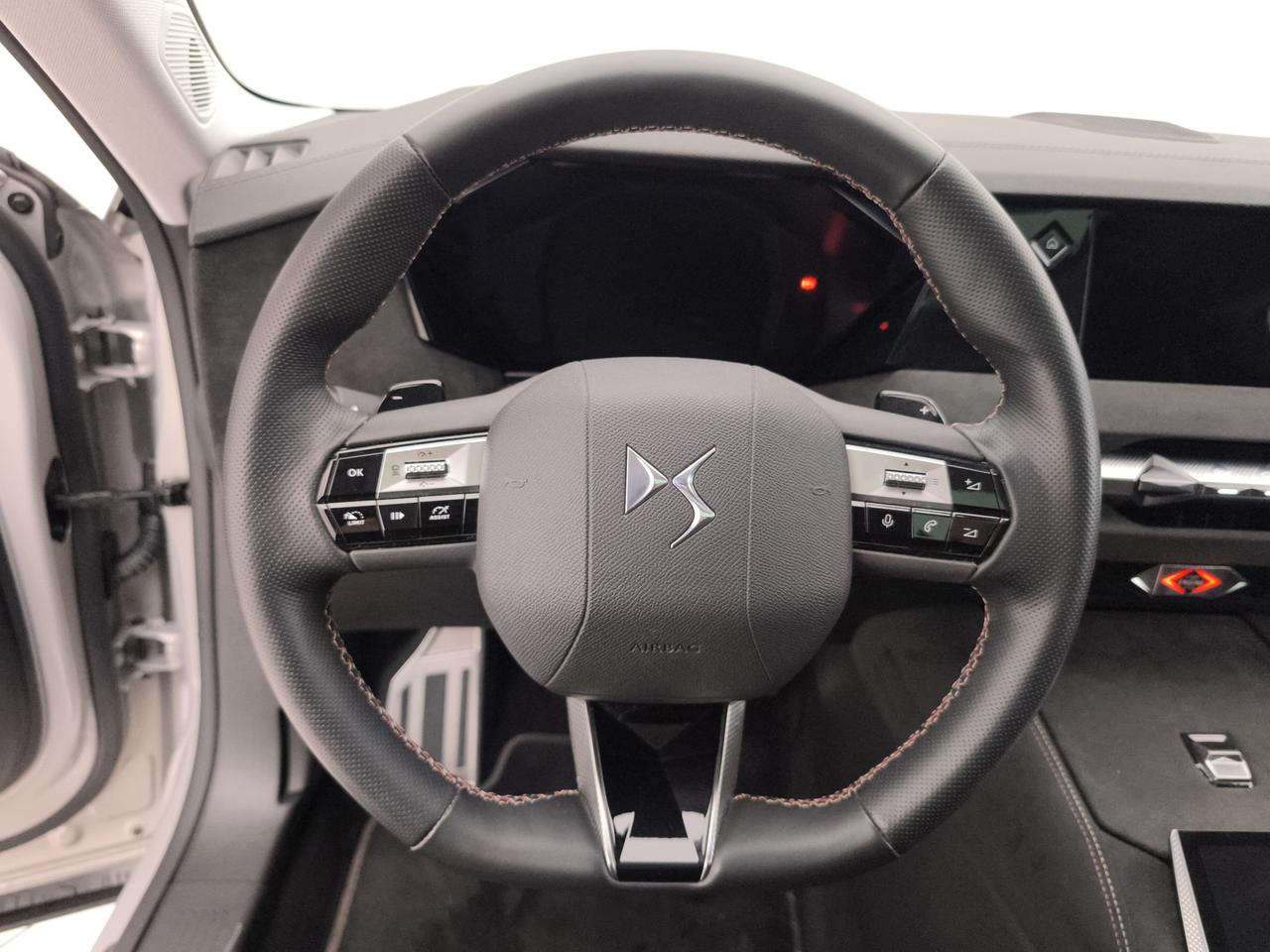 DS DS4 II 2021 - DS4 1.2 puretech Performance Line+ 130cv auto