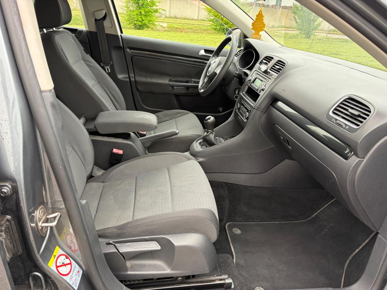 Volkswagen Golf Variant 1.6 TDI 2012 ok neop