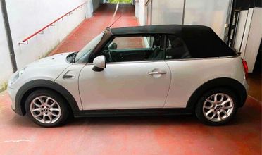 Mini 1.5 Cooper Hype Cabrio automatica navigatore