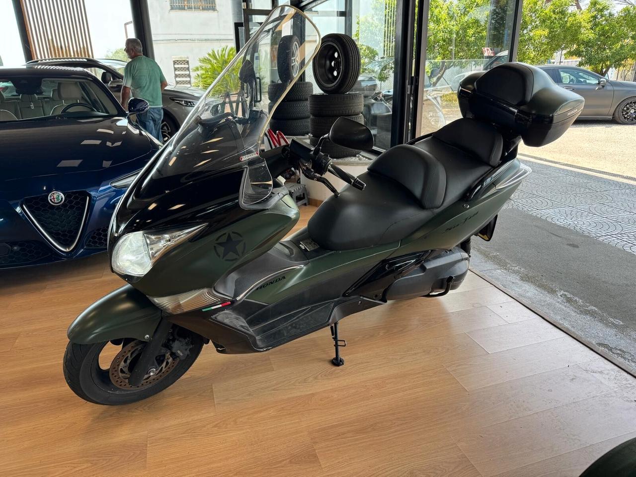 Honda Silver Wing 400