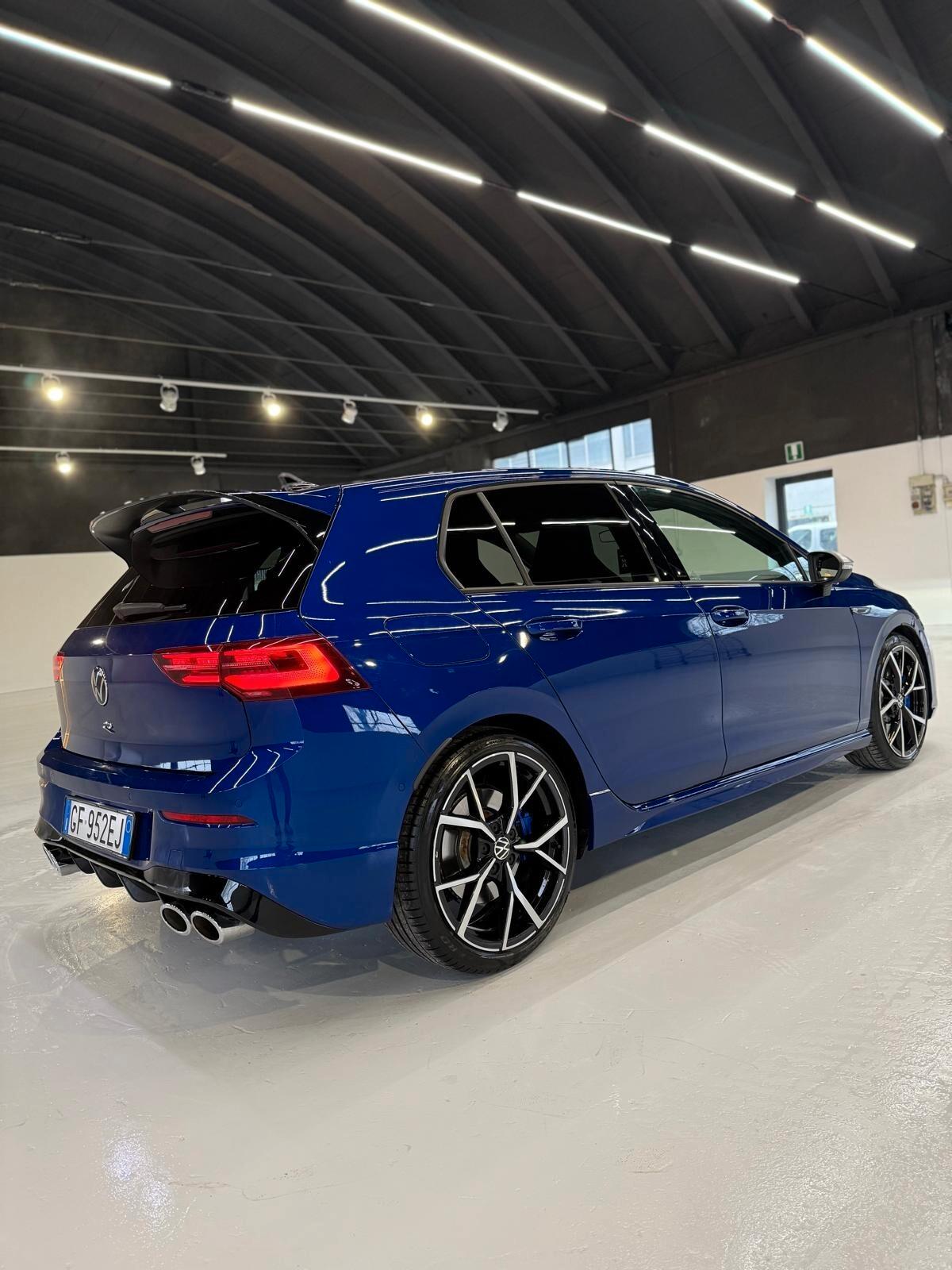 Volkswagen Golf R