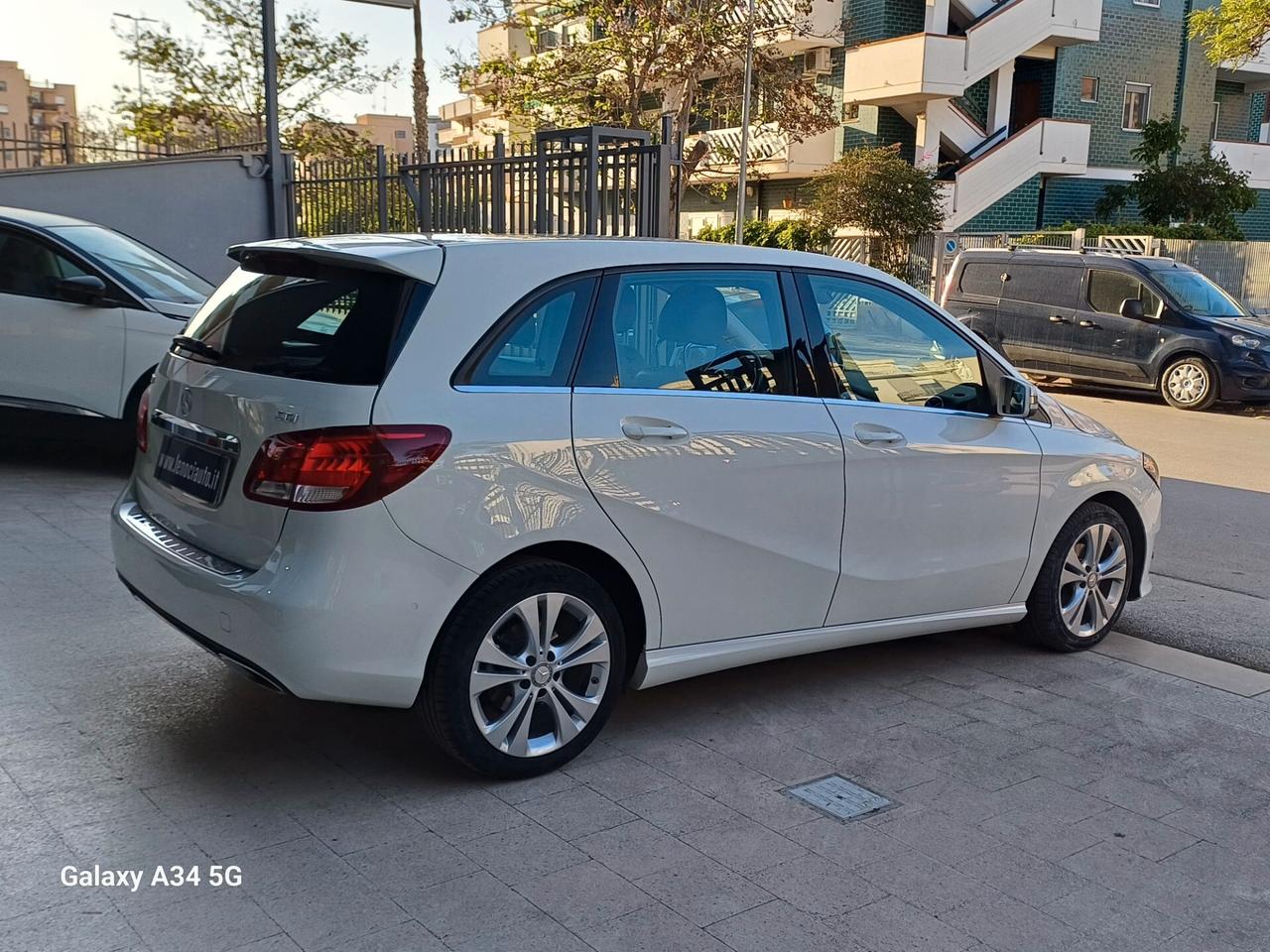 Mercedes-benz B 180 B 180 CDI Automatic Business