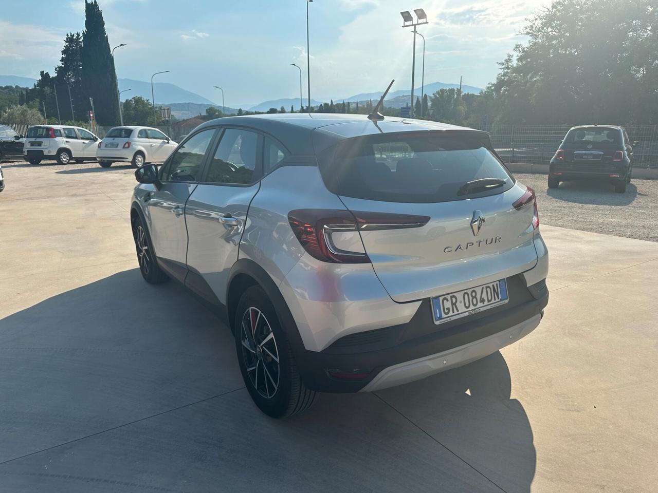 Renault Captur TCe 100 CV GPL Intens