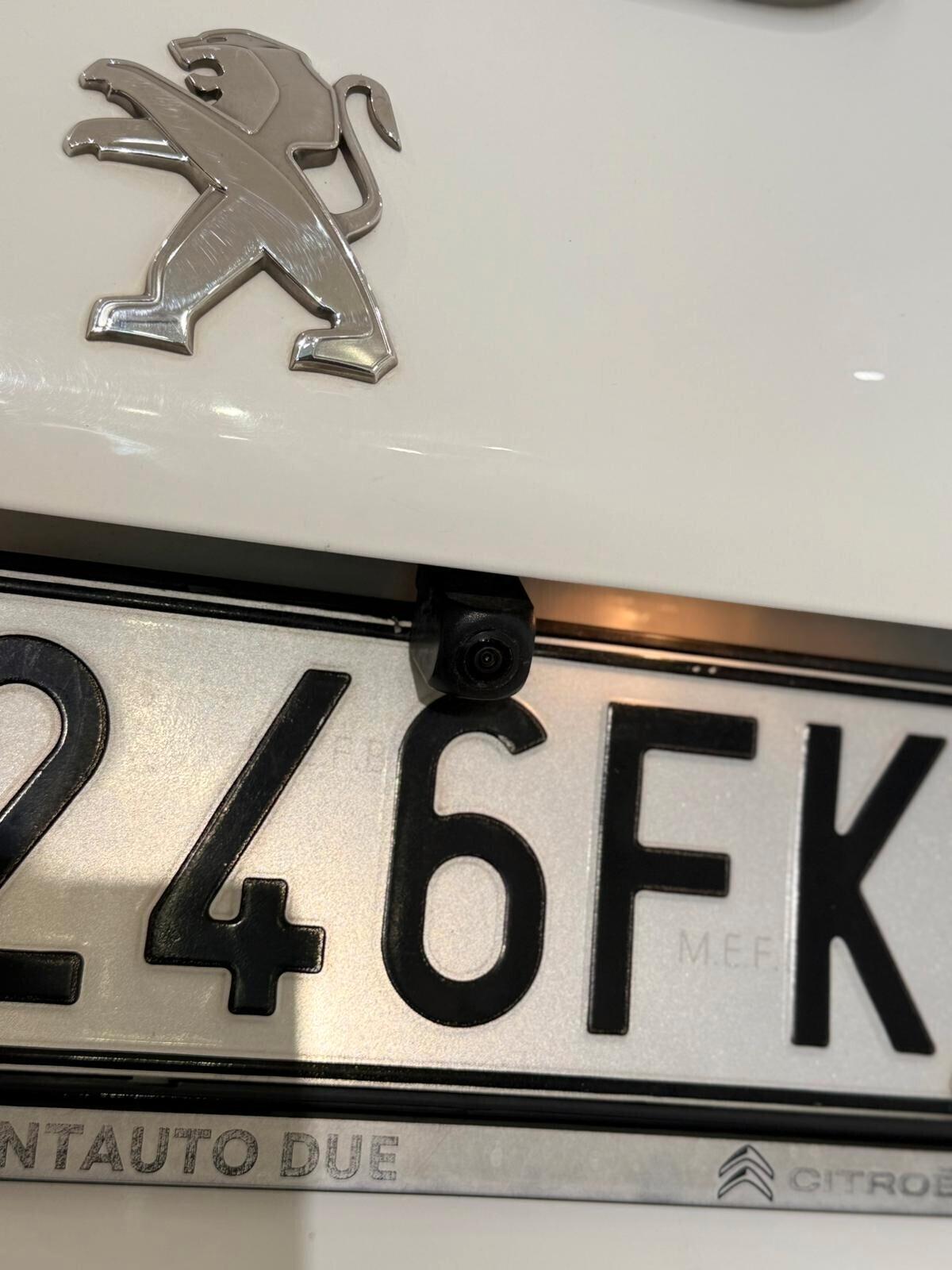 PEUGEOT 208 1.4 95CV BENZINA/GPL ANNO 2015 CON SOLI 119.000 KM