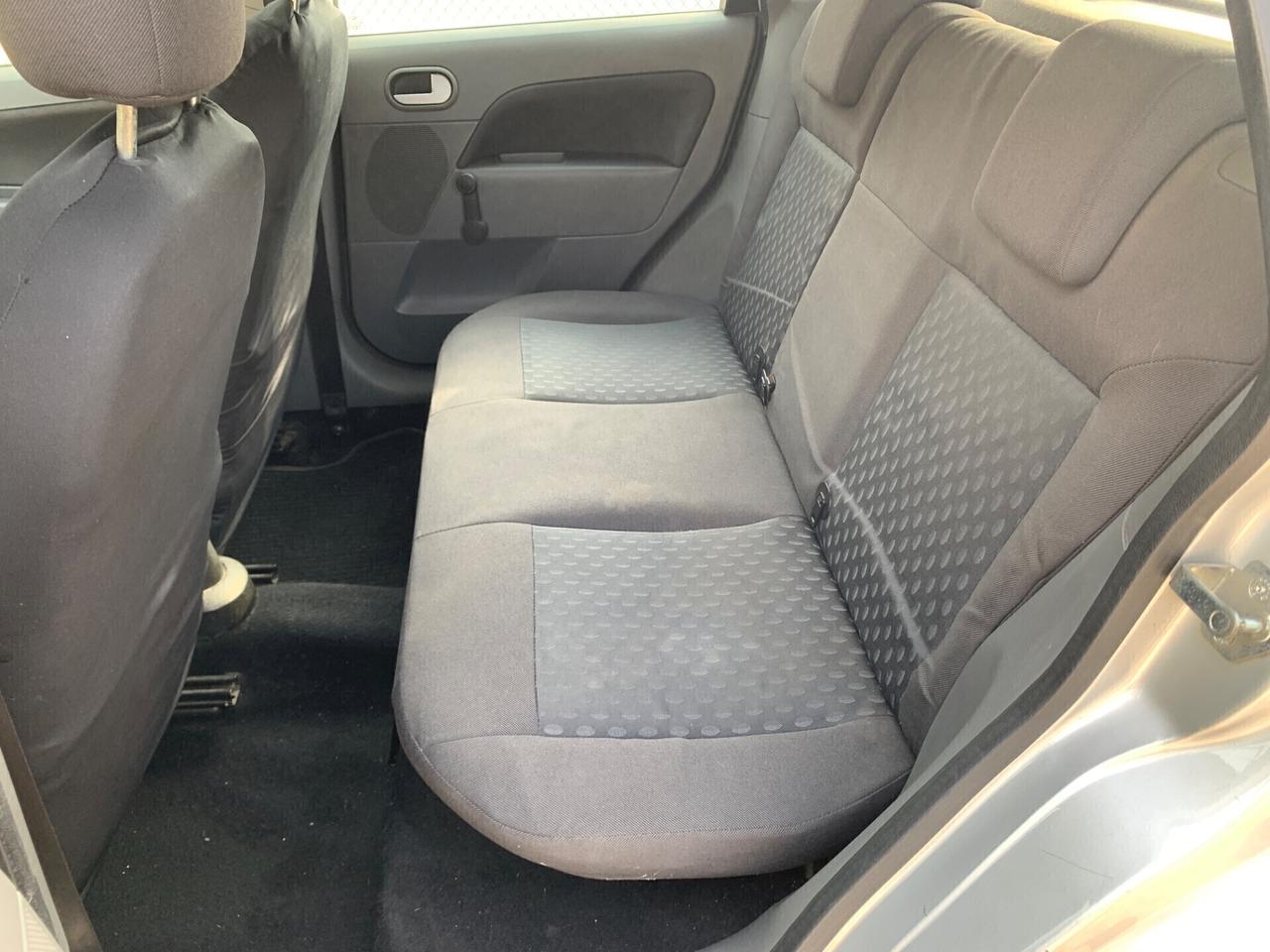 Ford Fiesta 1.4 16V 5p. Zetec