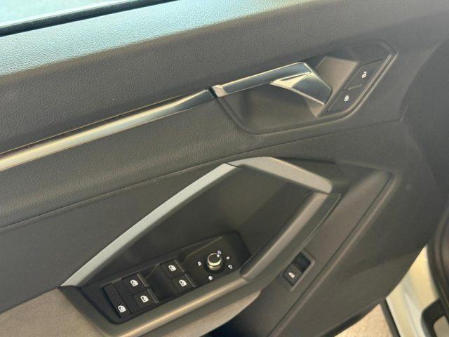 AUDI Q3 SPB 35 TDI S line edition