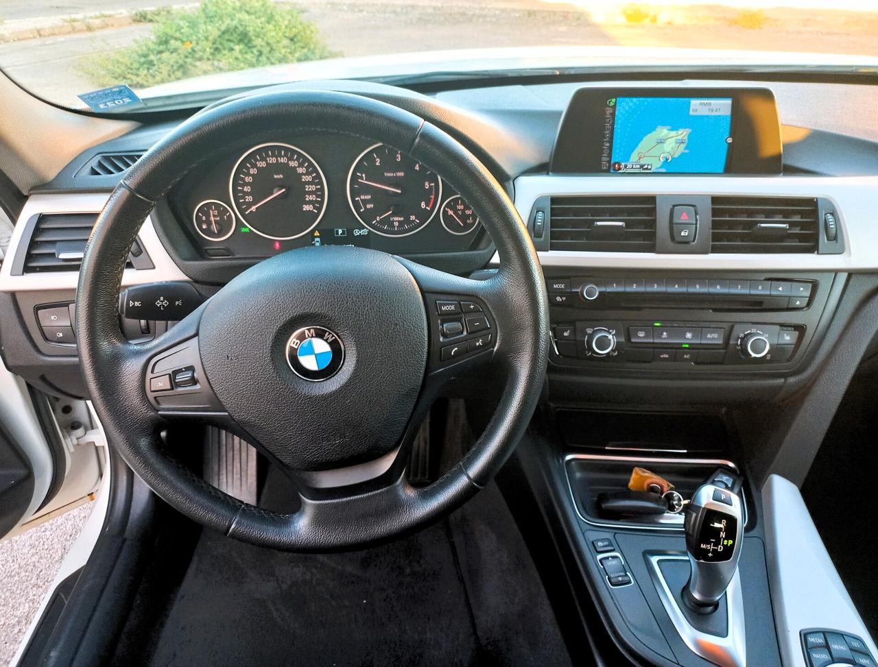 Bmw 318d Touring Sport LEGGI TUTTO