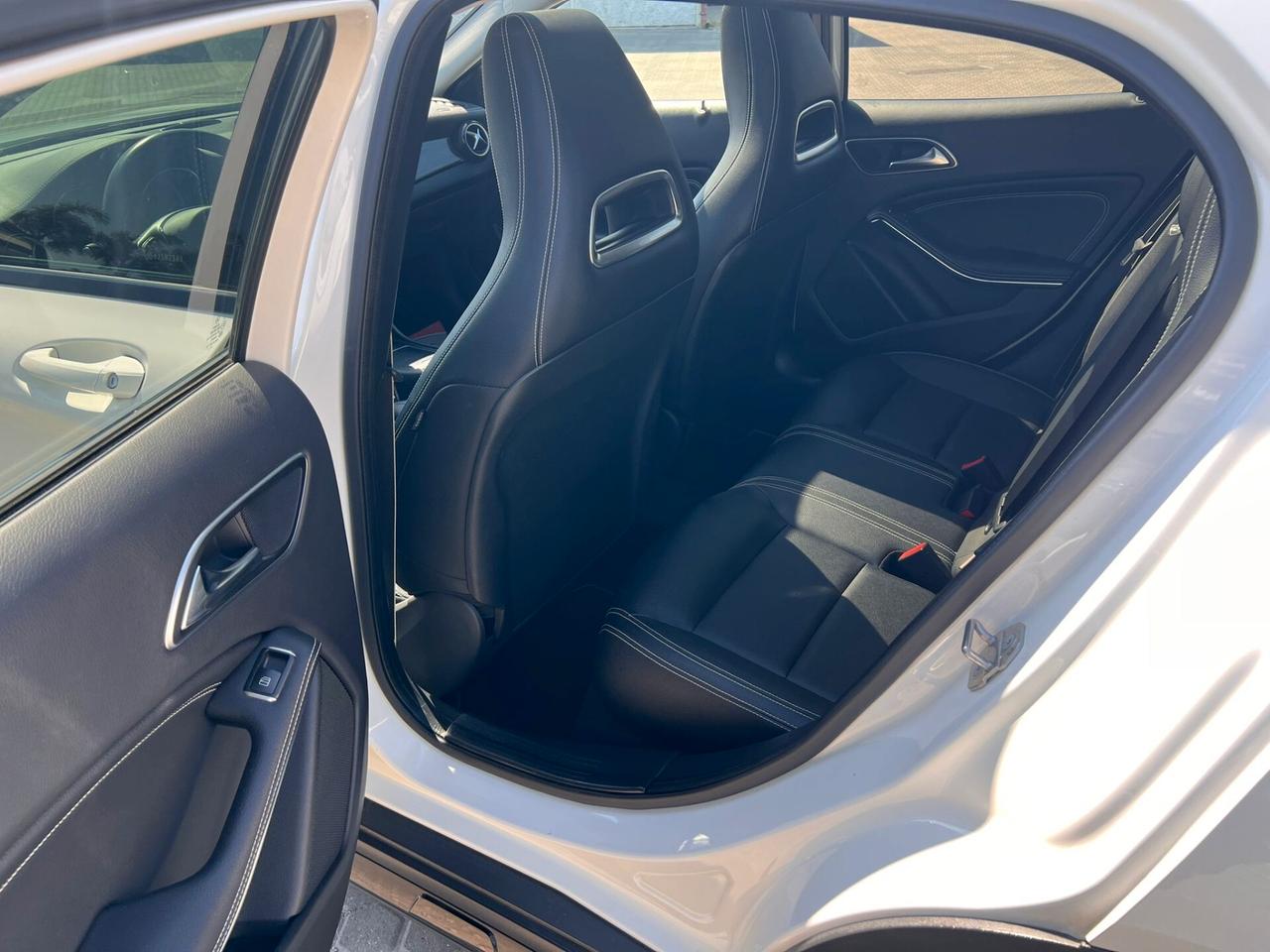 Mercedes-benz GLA 200 GLA 200 d Automatic Premium NIGHT EDITION