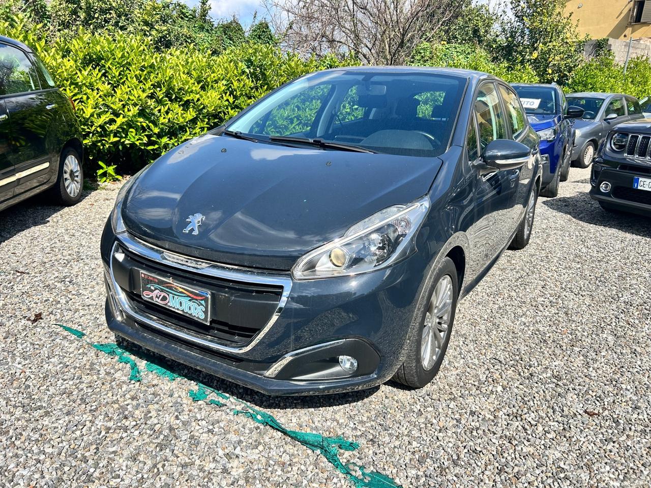 Peugeot 208 PureTech 82 5 porte Allure