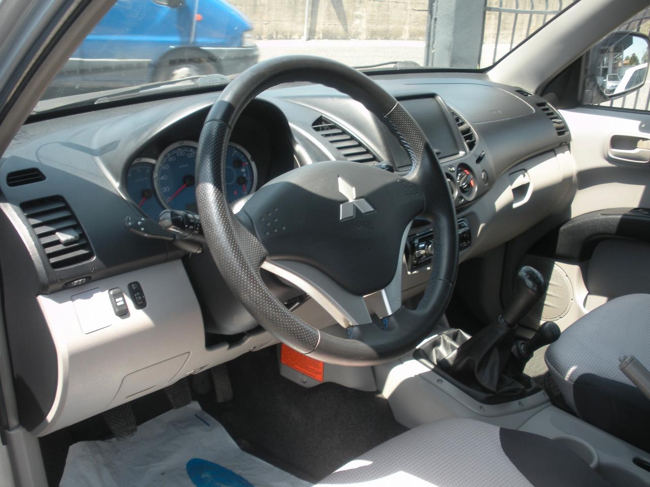Mitsubishi L200 2.5 DI-D/136CV Double Cab Intense ''SAFARI''