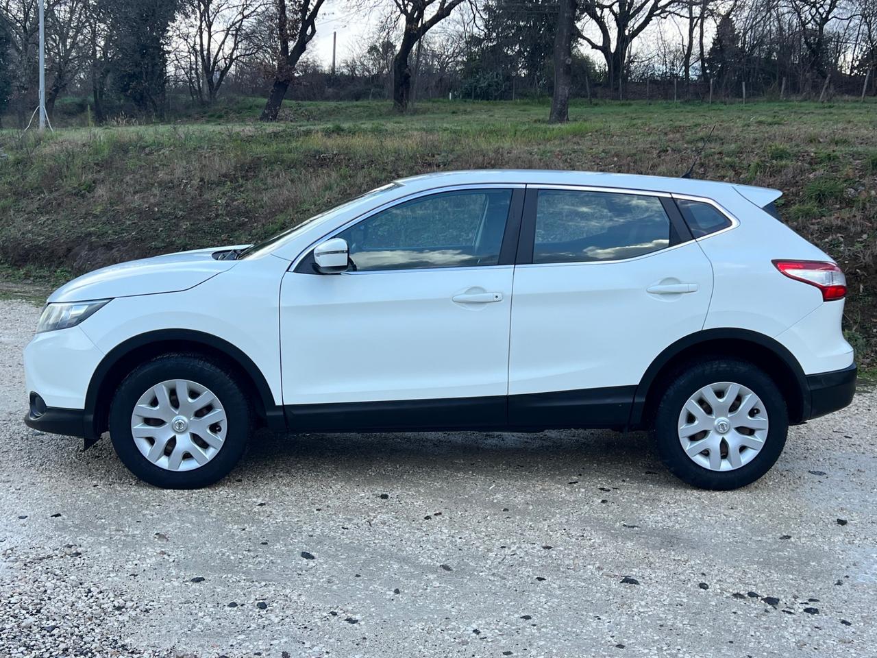 Nissan Qashqai 1.2 BENZINA Acenta PERMUTE RATE GARANZIA