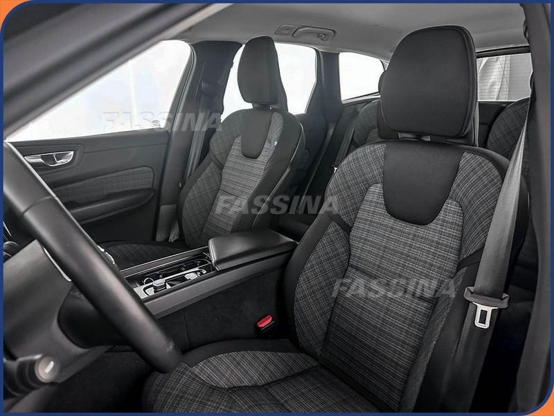 Volvo XC60 XC60 B4 (d) AWD automatico Core