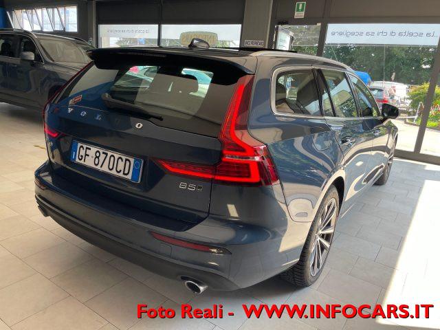 VOLVO V60 B5 AWD Mild Hybrid autom. Momentum Business Pro