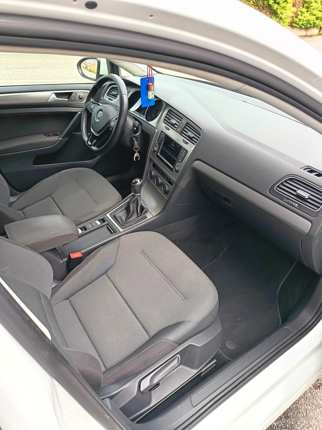 Volkswagen Golf 1.6 TDI 110 CV 5p. Highline BlueMotion Technology
