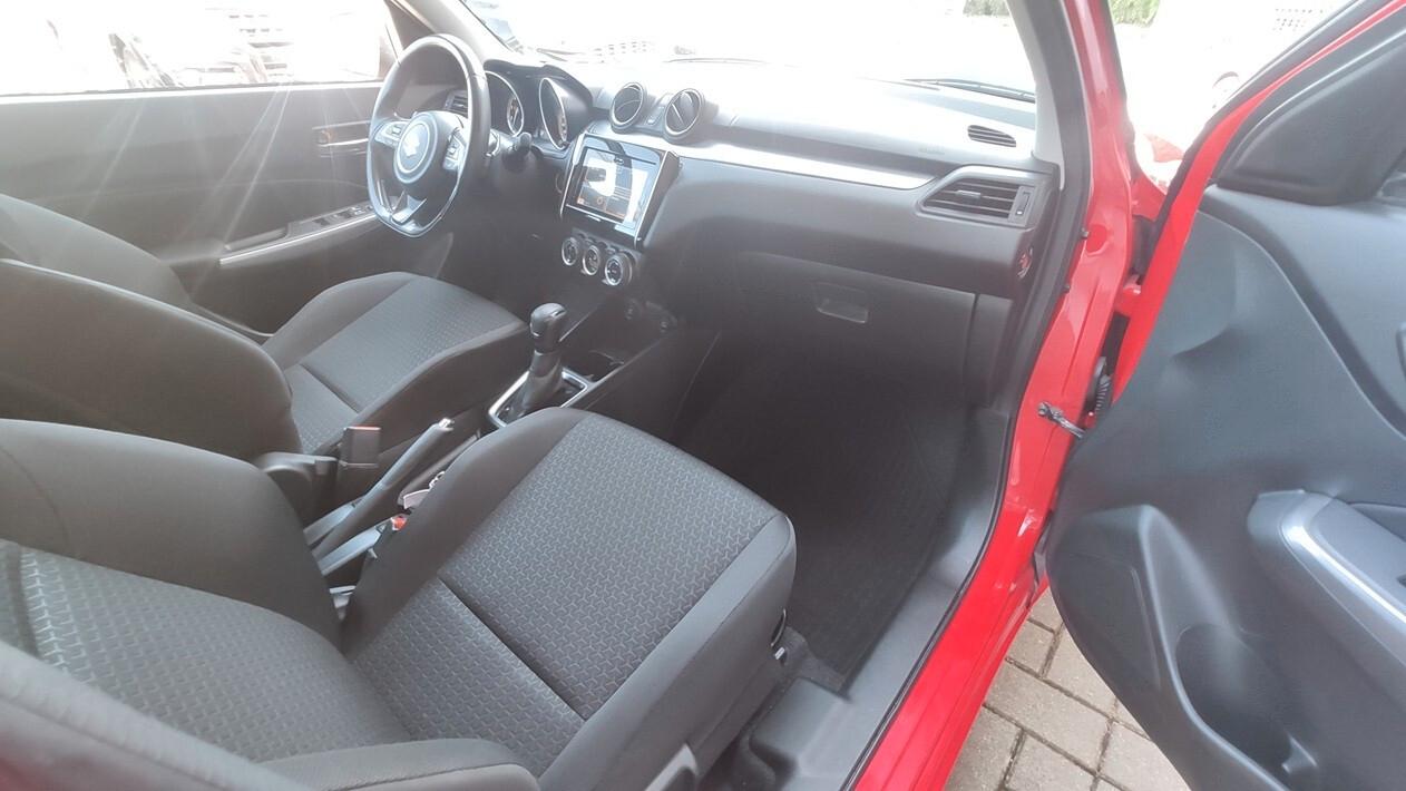 Suzuki Swift 1.2 Hybrid CVT Top