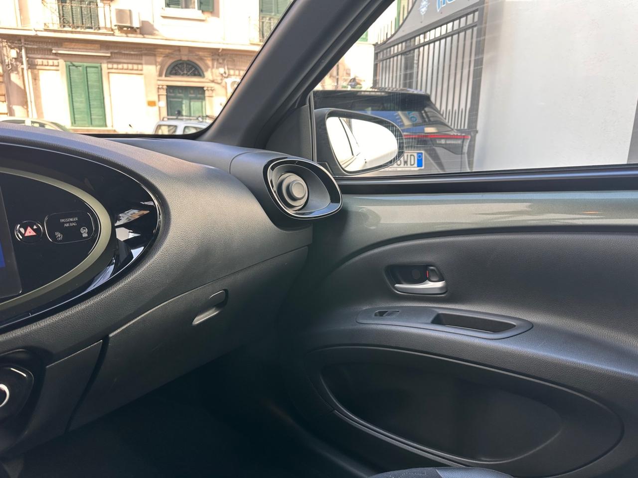 Toyota Aygo X 1.0 VVT-i 72 CV 5 porte Lounge S-CVT