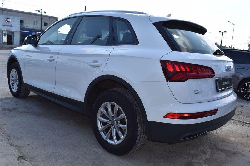 Audi Q5 35 TDI quattro S tronic Business