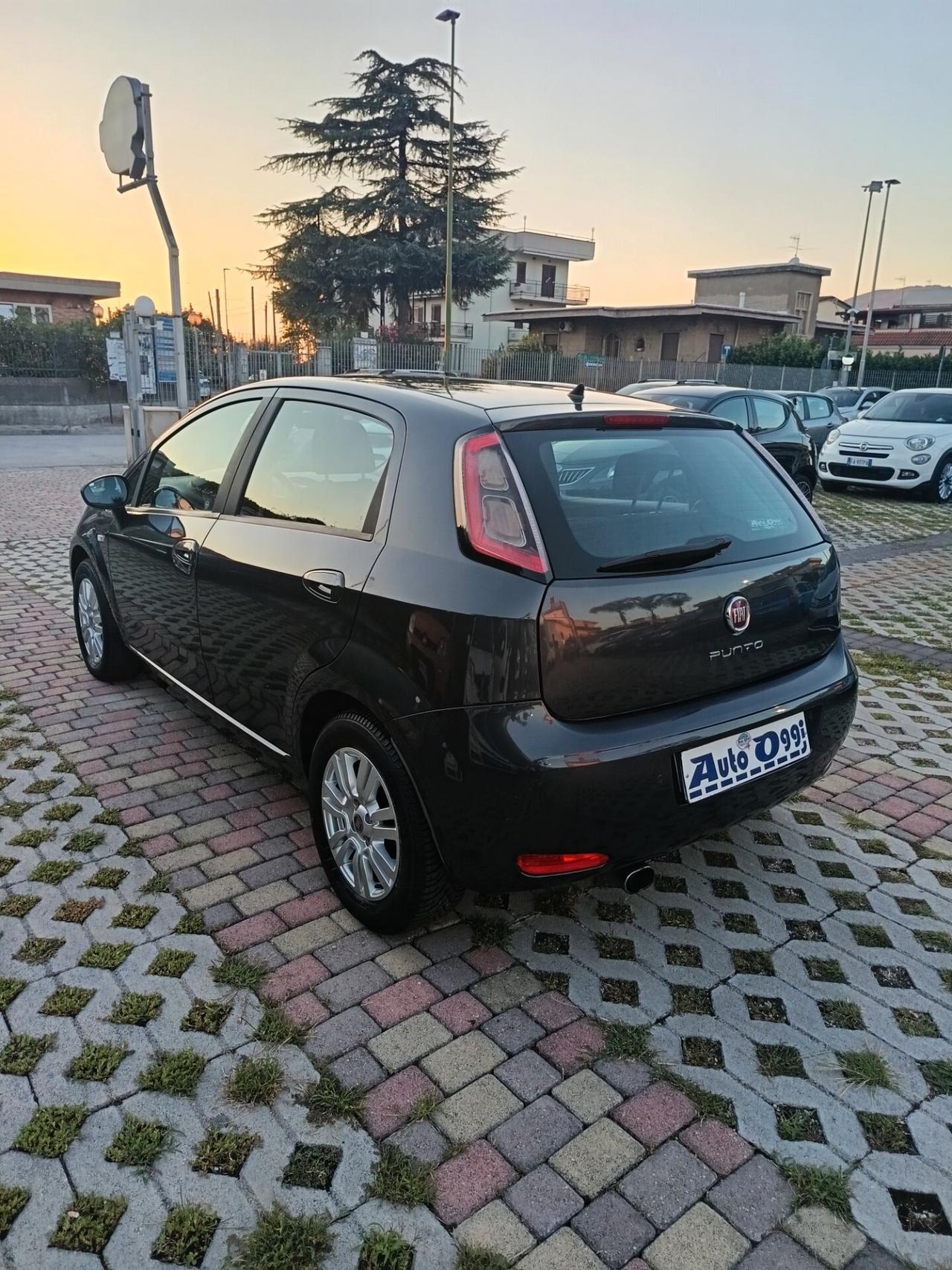Fiat Punto 1.2 8V 5 porte Lounge con Block Shaft