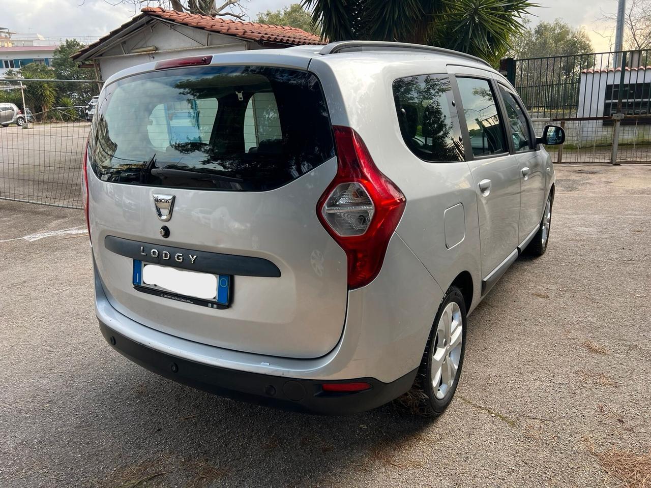 DACIA LODGY 1.5 DCi 7p Laureate - 2014