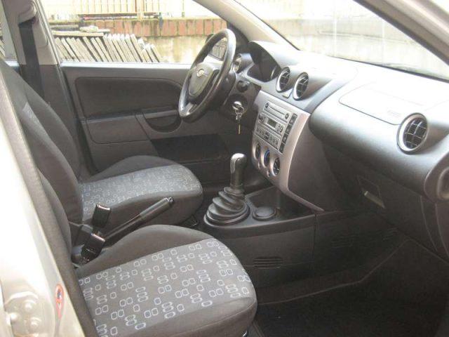 FORD Fiesta 1.2 16V 5 PORTE TECNO