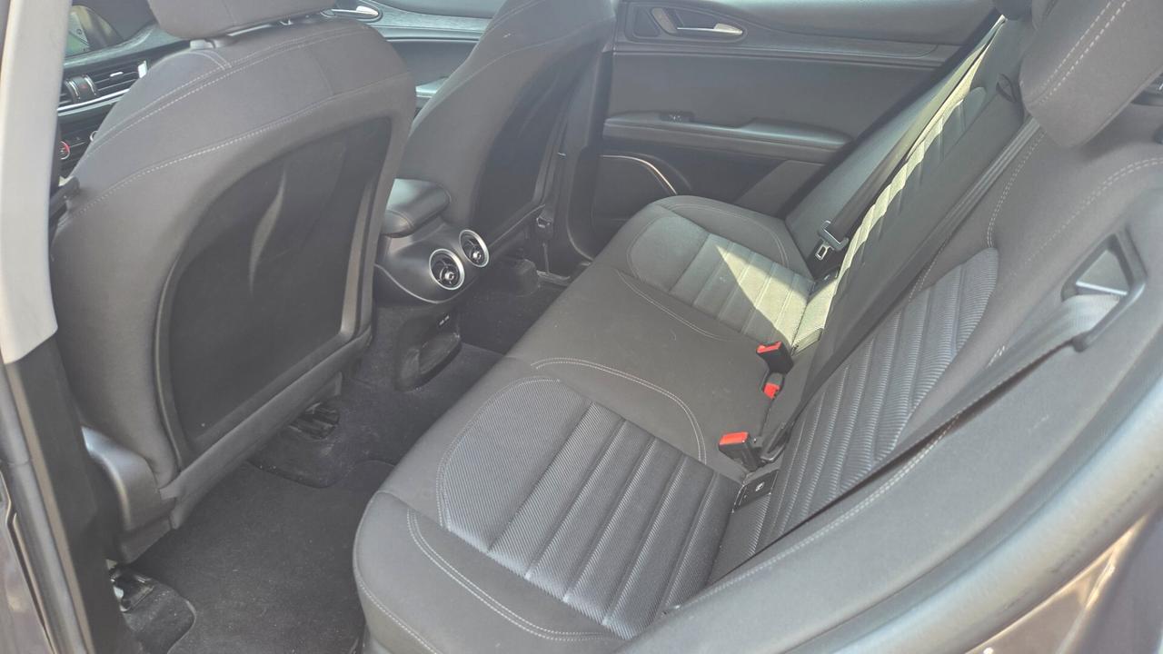 Alfa Romeo Stelvio 2.2 Turbodiesel 190 CV AT8 Q4 Business