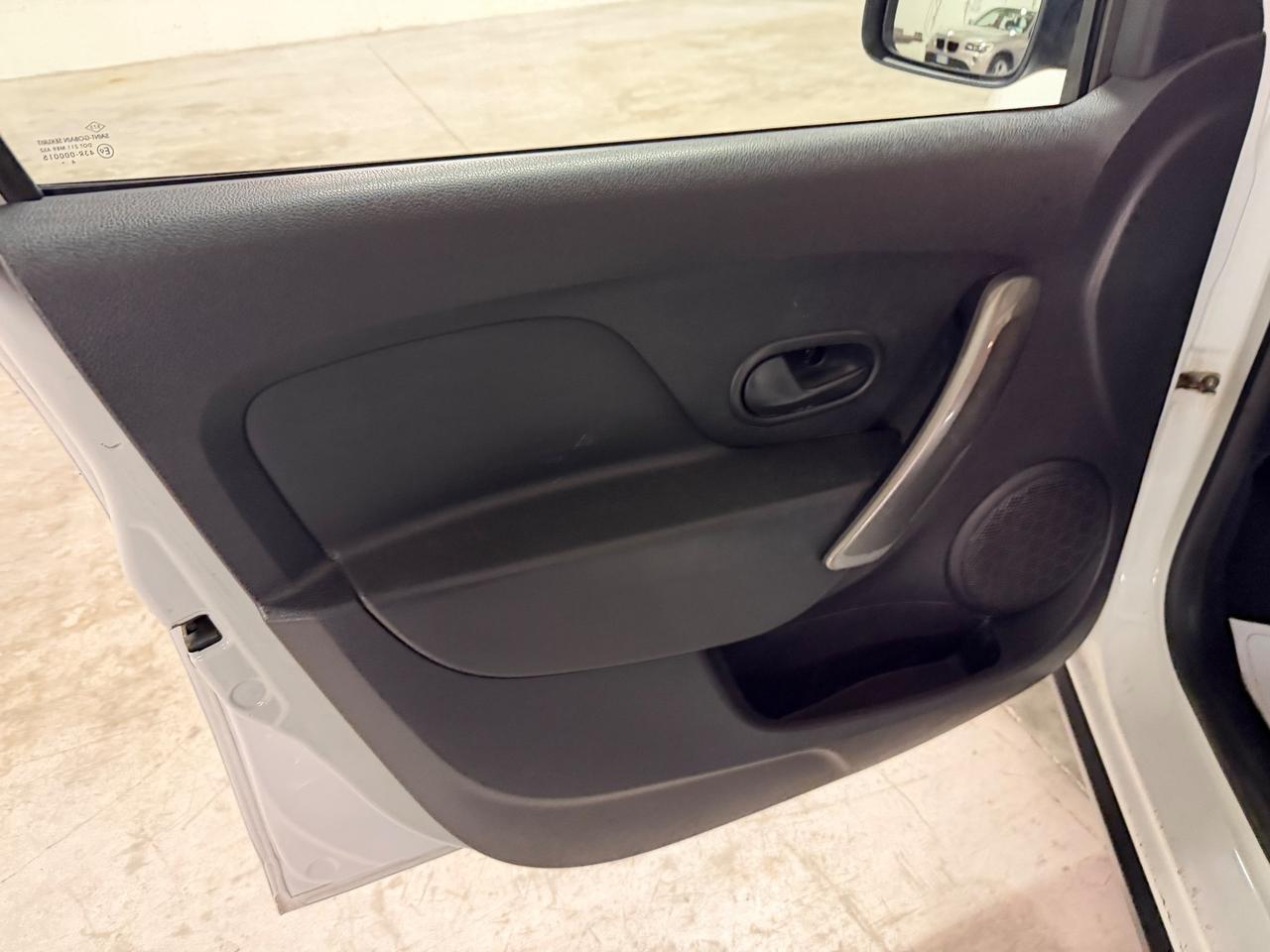 Dacia Sandero Stepway 1.6 12V 90CV Prestige