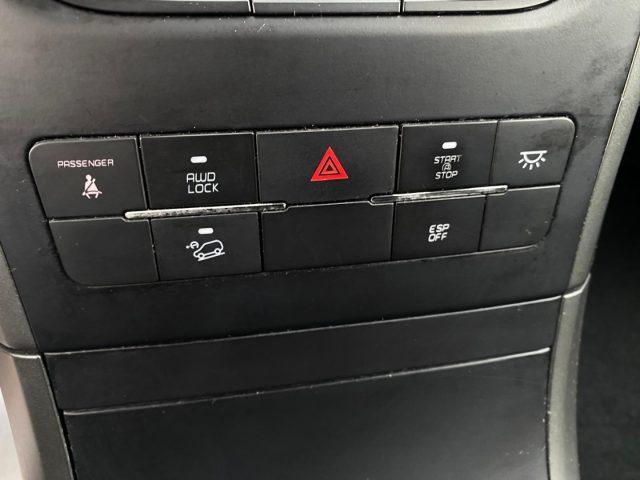 MAHINDRA XUV500 2.2 16V 4x4 W8 7 POSTI