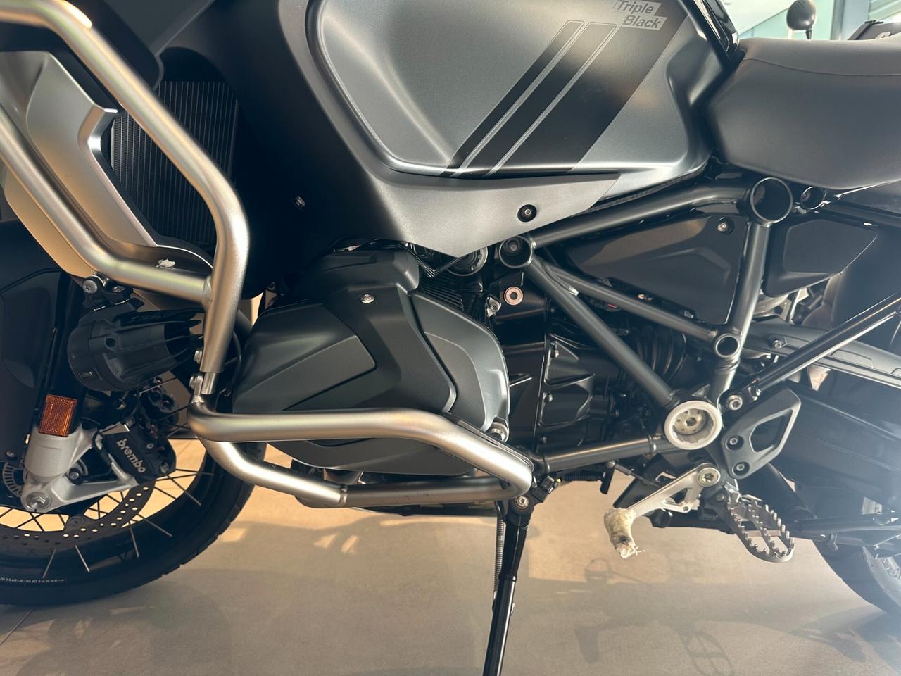 BMW R 1250 GS TRIPLE BLACK Adventure 2023