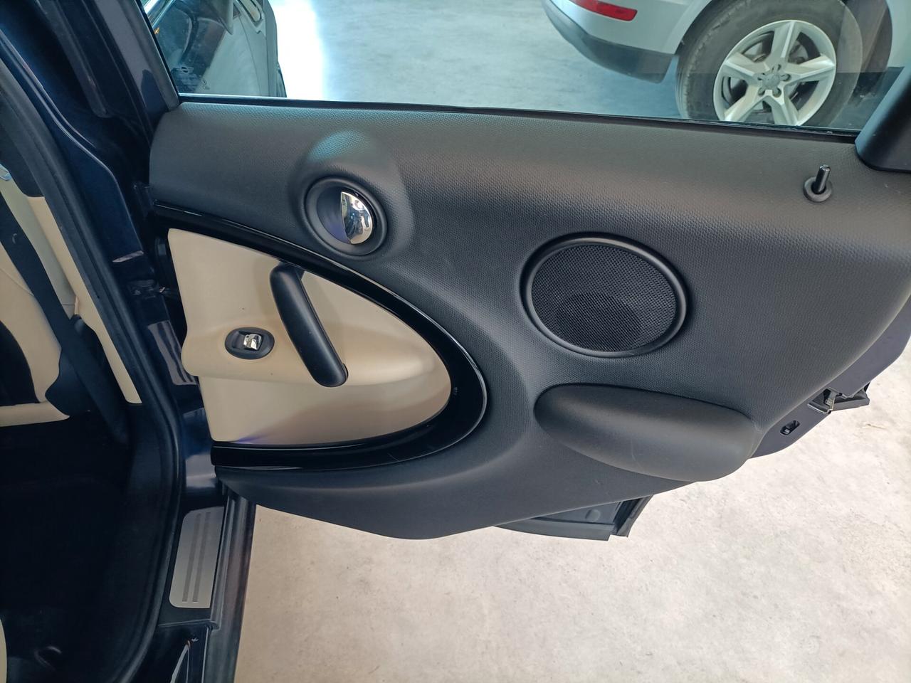 Mini Cooper SD Countryman 2.0 automatica CV 143 11/2013