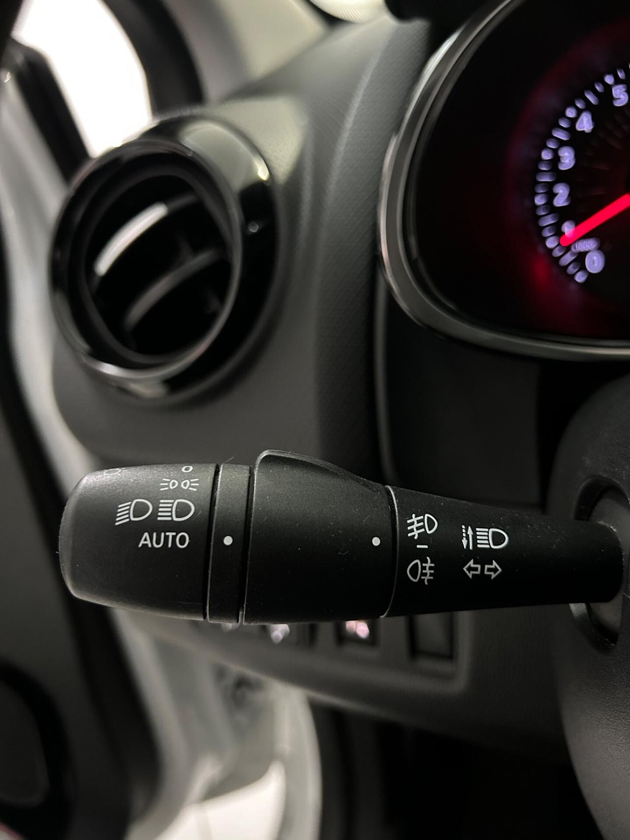 Renault Clio sport 1.2 75CV Zen