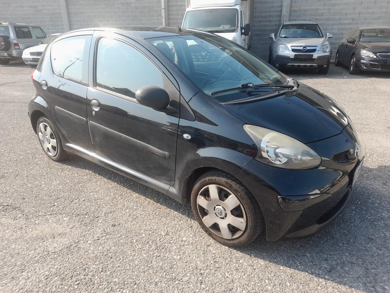 Toyota Aygo 1.0 12V VVT-i 5 porte