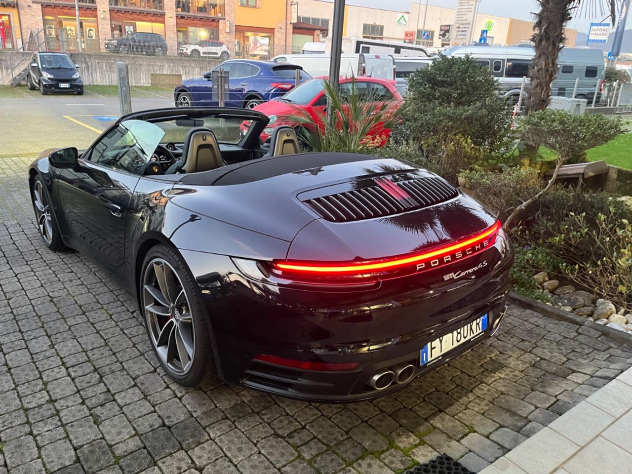 Porsche 911 Carrera 4S Cabriolet