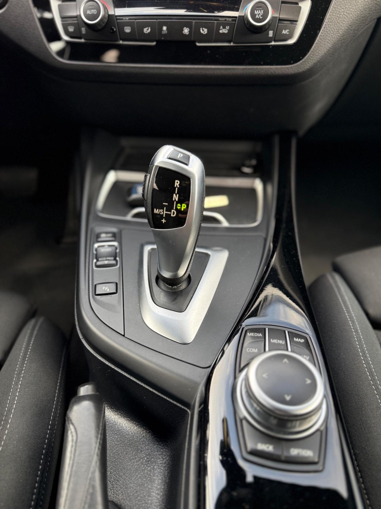 Bmw 118 118d 5p. Msport