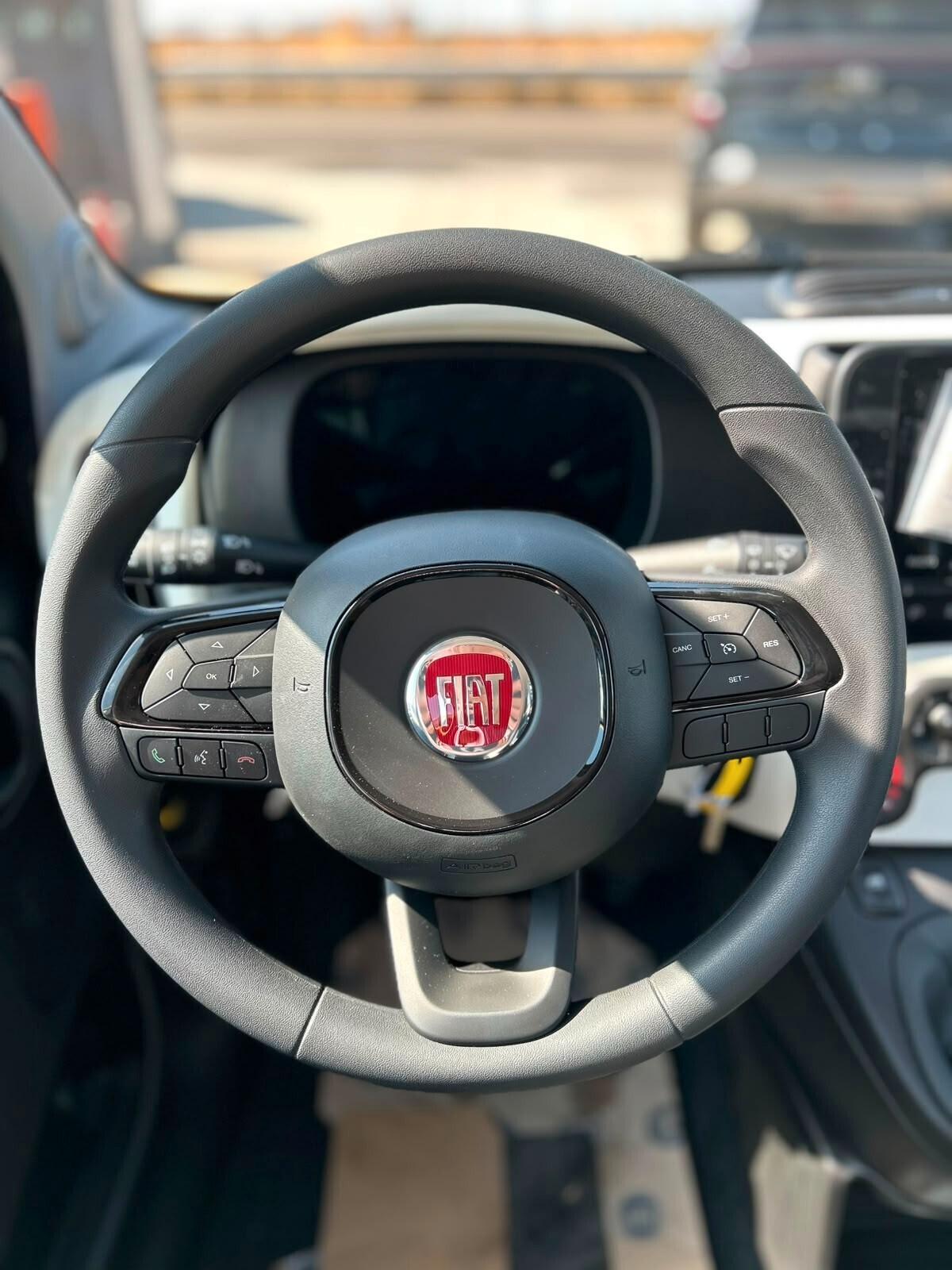 Fiat Panda Pandina 1.0 FireFly 65 CV Hybrid Cross